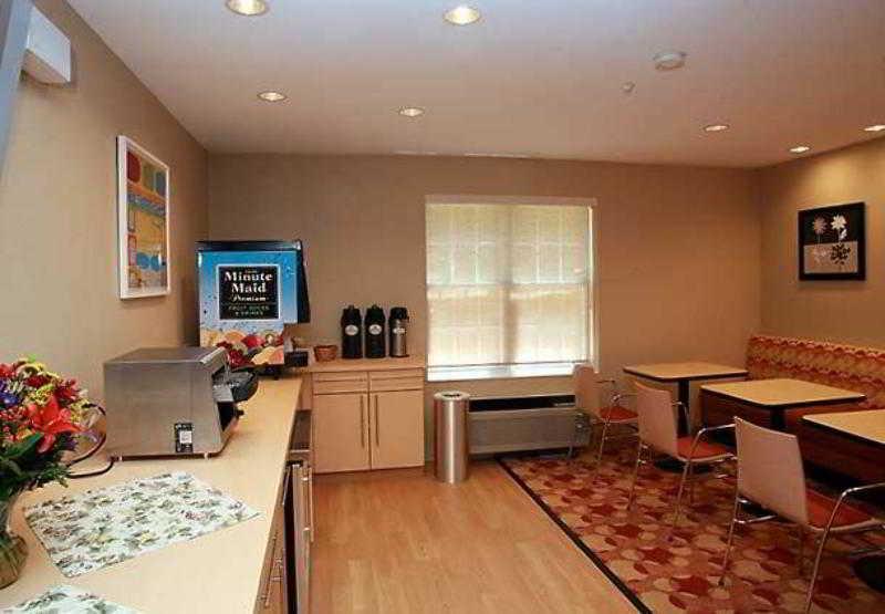 Towneplace Suites Raleigh Cary/Weston Parkway Restaurant foto