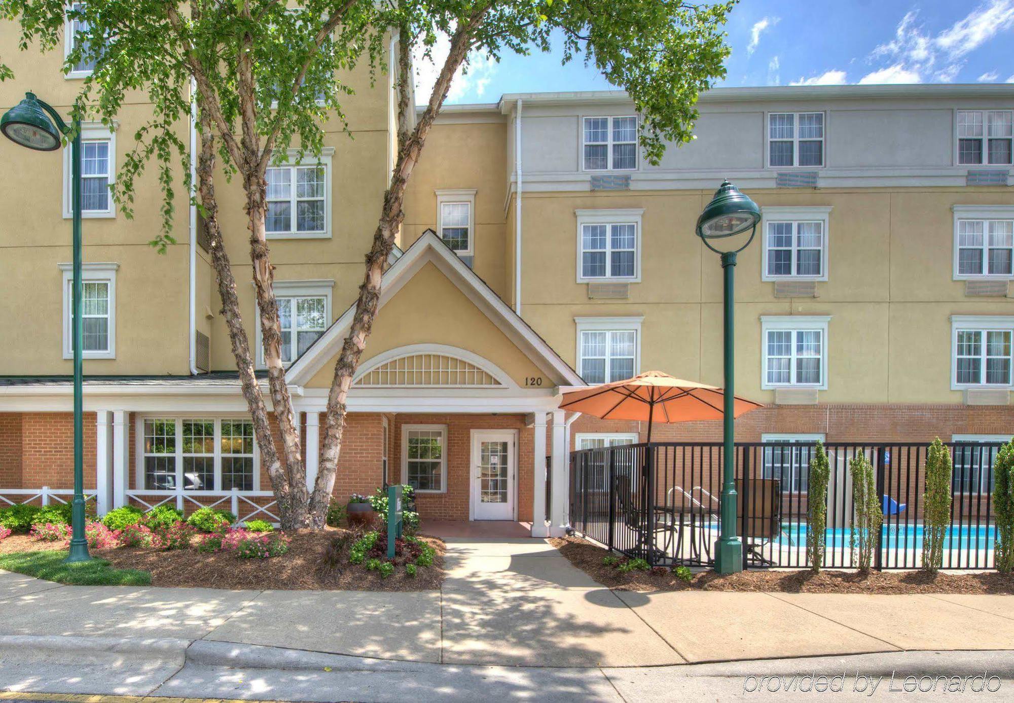 Towneplace Suites Raleigh Cary/Weston Parkway Exterior foto